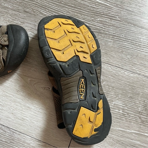 Keen Newport Hiking Water Fisherman Sandals Size 8 Women’s - Picture 6 of 6